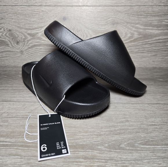 Nike Calm Slide Black Womens Size 6 (Fits Youth 5) DX4816-001 New Authentic - Picture 2 of 8